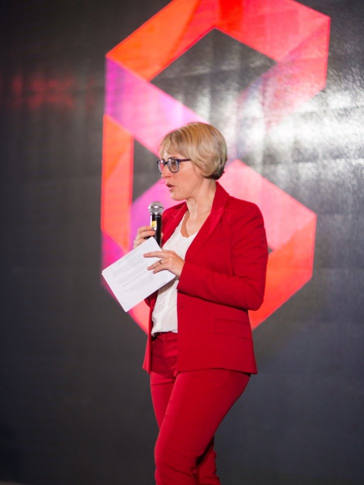 Helen Disney on stage